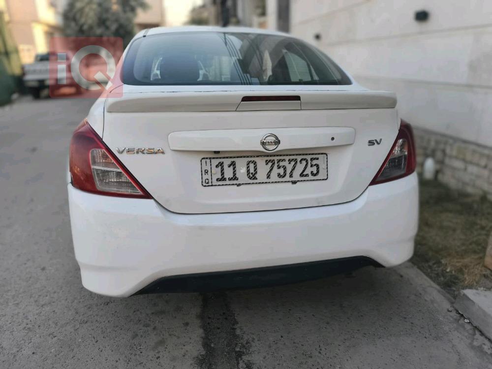 نیسان سەنی